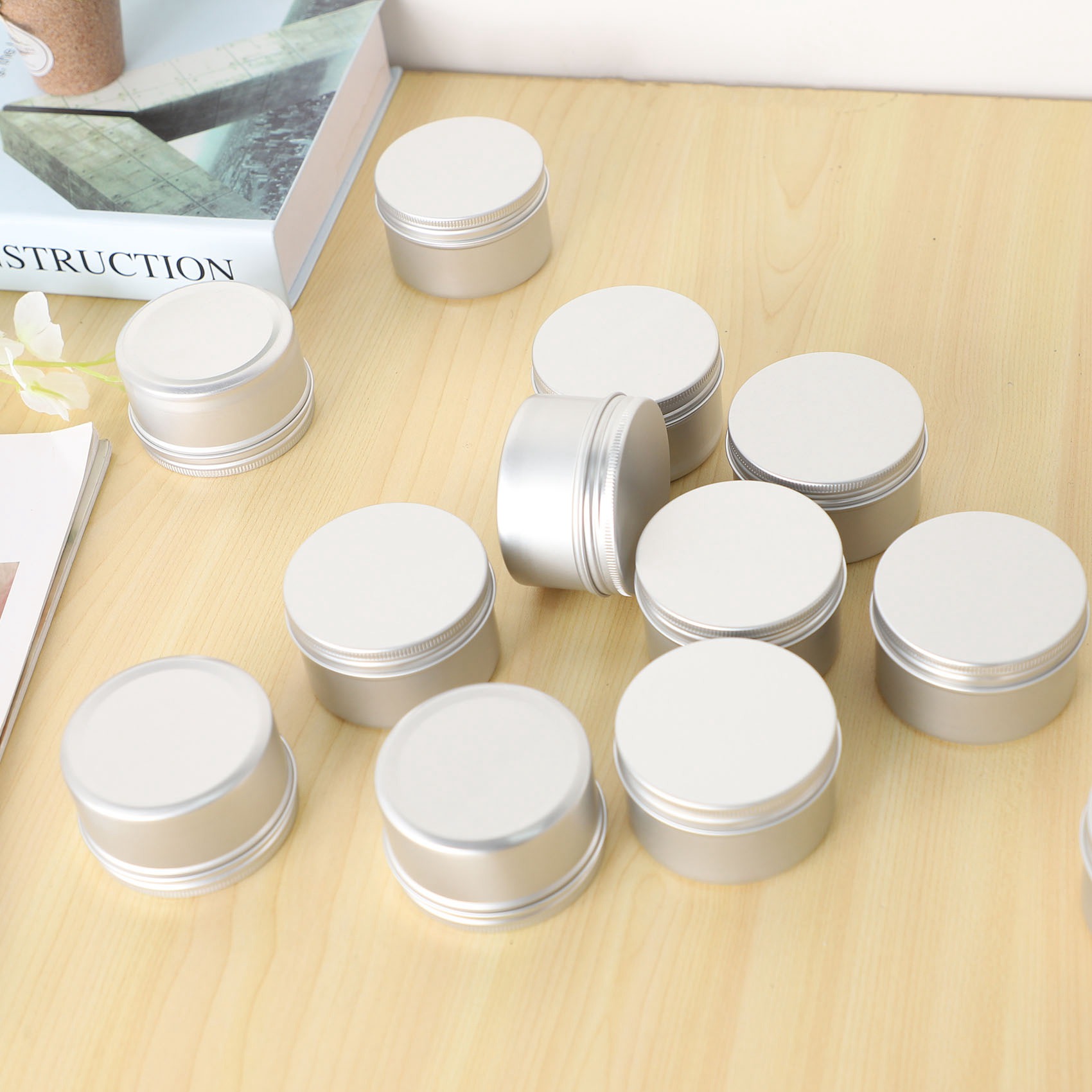 Candle Making Quantities - จำนวนสินค้า 12 ชิ้น กระป๋องโลหะขนาด 4 ออนซ์